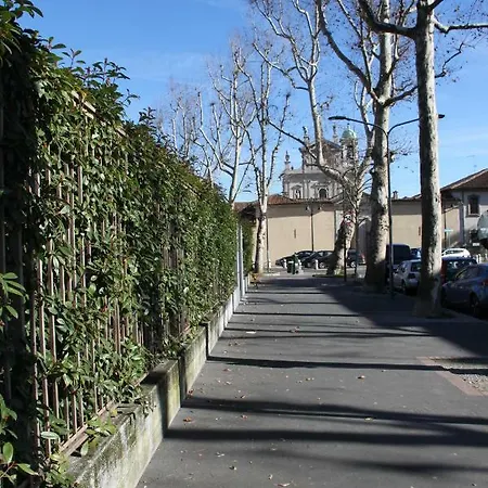 Maggiore Cozy Apartment-3